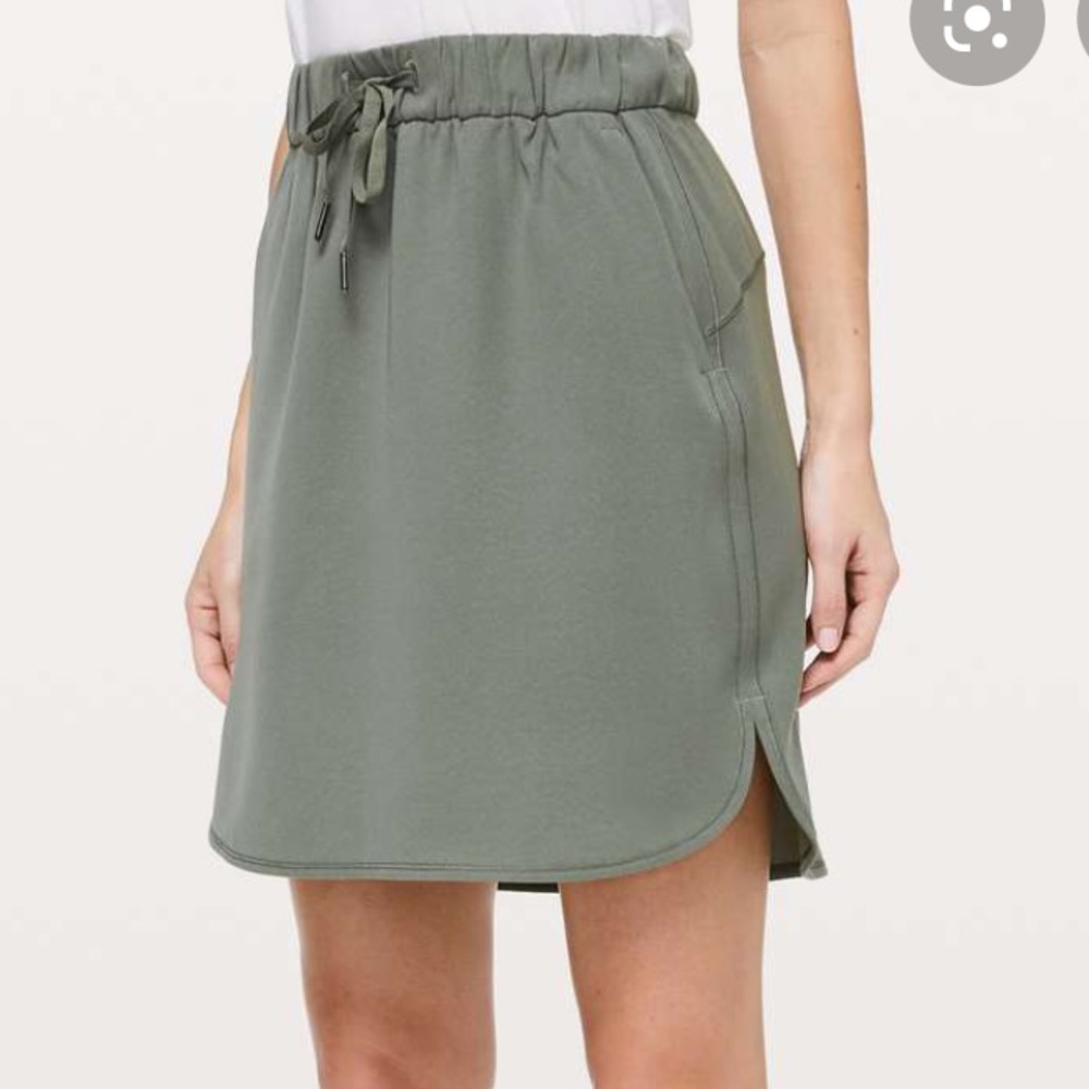 Lululemon on the fly skirt grey sage green nwt - Picture 4 of 7